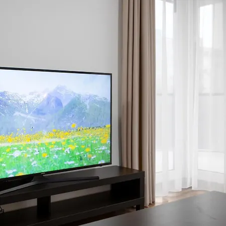 Waterfront Azure Loft With Free Parking 公寓 布达佩斯