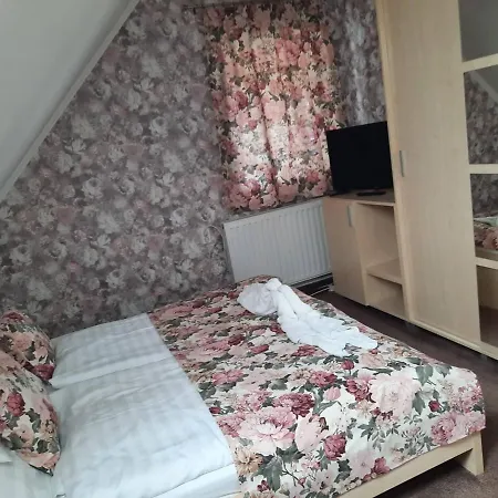 Kék Lagúna Wellness Maison d'hôtes 4*