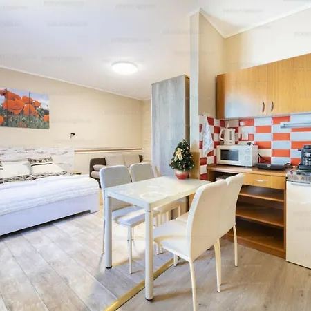 Maison d'hôtes Kék Lagúna Wellness 4*