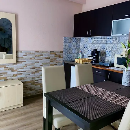 Kék Lagúna Wellness Maison d'hôtes Egerszalók