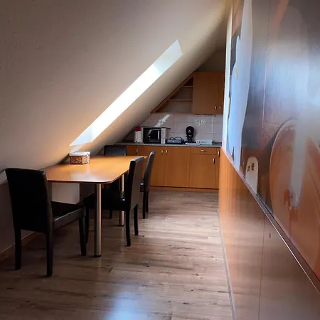 Kék Lagúna Wellness 4*