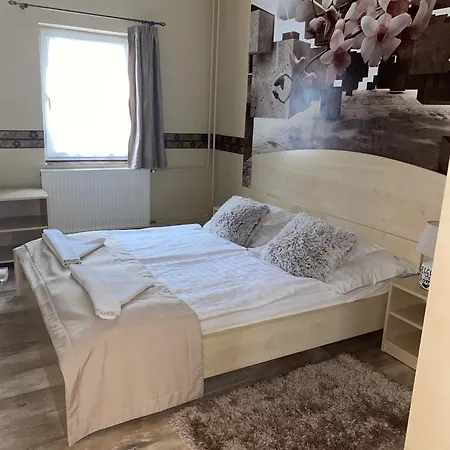 Maison d'hôtes Kék Lagúna Wellness 4*