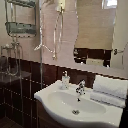 Kek Laguna Wellness Gæstehus 4*