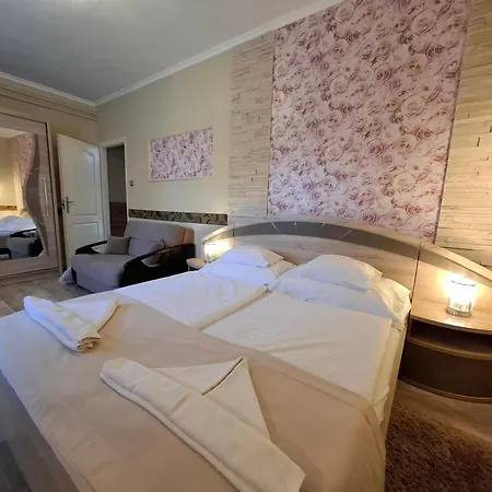 Maison d'hôtes Kék Lagúna Wellness Egerszalók