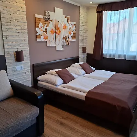 Kék Lagúna Wellness Maison d'hôtes